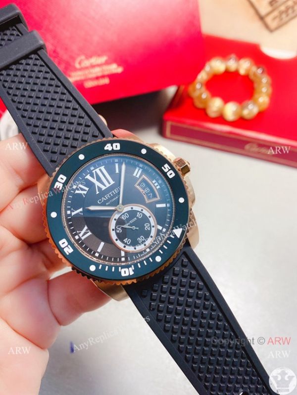 New! Replica Cartier Calibre de Quartz Watches Black Dial Rose Gold New! Replica Cartier Calibre de Quartz Watches Black Dial Rose Gold