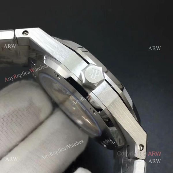 BF Swiss Replica Audemars Piguet Royal Oak 15400 Black Dial Automatic Watch BF Swiss Replica Audemars Piguet Royal Oak 15400 Black Dial Automatic Watch