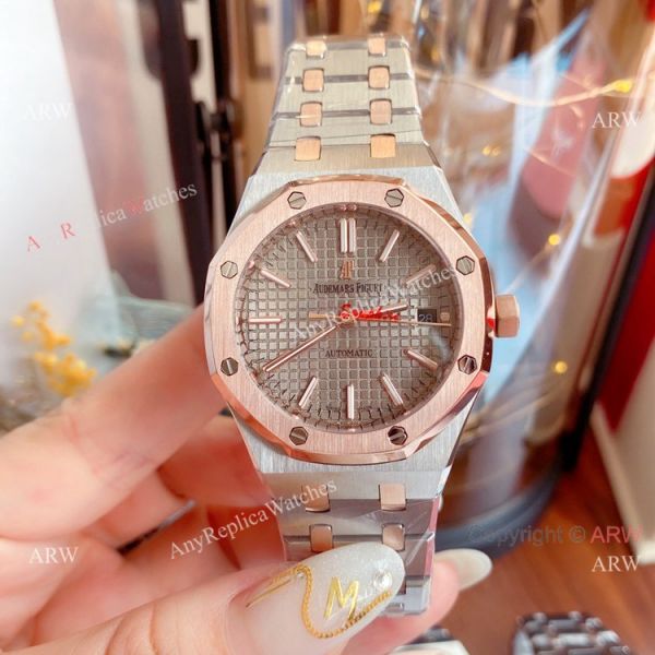 New Replica Audemars Piguet Royal Oak 37mm Lady Watch 2-Tone Rose Gold New Replica Audemars Piguet Royal Oak 37mm Lady Watch 2-Tone Rose Gold