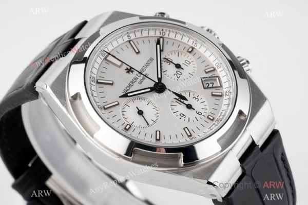 Swiss Replica Vacheron Constantin Overseas Chronograph 5500V White Dial Watch Swiss Replica Vacheron Constantin Overseas Chronograph 5500V White Dial Watch