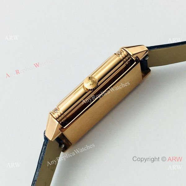 Swiss Replica Jaeger-LeCoultre Reverso One Sapphire Glass Watch 20mm Blue Dial Swiss Replica Jaeger-LeCoultre Reverso One Sapphire Glass Watch 20mm Blue Dial