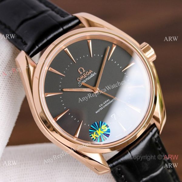 Copy Omega Seamaster Black Dial Rose Gold Watch Simple style Copy Omega Seamaster Black Dial Rose Gold Watch Simple style