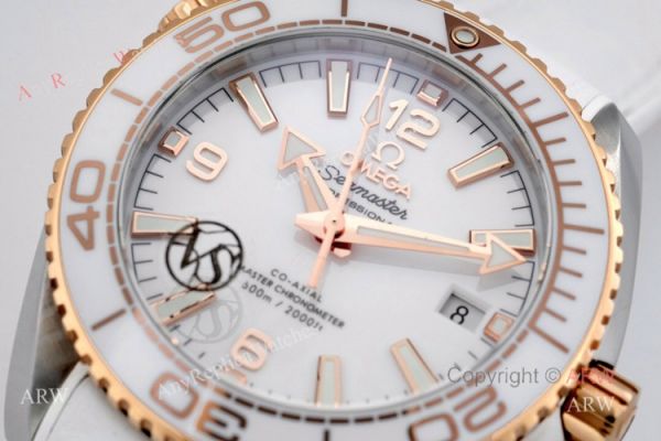 New Omega Seamaster Planet Ocean 600 Ladies Ceramic Watch Replica New Omega Seamaster Planet Ocean 600 Ladies Ceramic Watch Replica