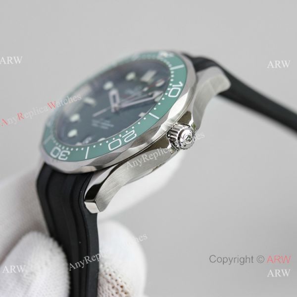 JH Factory Swiss Omega Seamaster James bond 8500 Watch Black Rubber Strap JH Factory Swiss Omega Seamaster James bond 8500 Watch Black Rubber Strap