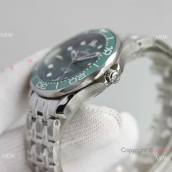 JH Factory Omega Seamaster James bond 8500 Watch Green Ceramic Bezel JH Factory Omega Seamaster James bond 8500 Watch Green Ceramic Bezel