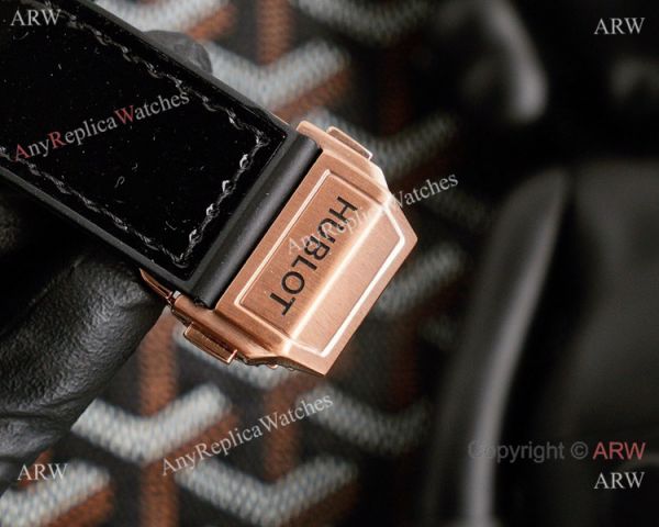 New Replica Hublot Iced Out Rose Gold Sang Bleu Watches 45mm New Replica Hublot Iced Out Rose Gold Sang Bleu Watches 45mm