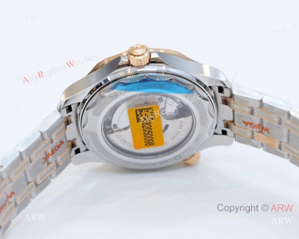 2021 Latest Swiss Grade Copy Omega Seamaster Diver 300M 42mm Watch Two Tone Rose Gold OR 8800 Movement 2021 Latest Swiss Grade Copy Omega Seamaster Diver 300M 42mm Watch Two Tone Rose Gold OR 8800 Movement
