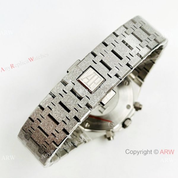 2021 New Copy Audemars Piguet Royal Oak Watch Frosted Gold Case Cherry Red Dial 2021 New Copy Audemars Piguet Royal Oak Watch Frosted Gold Case Cherry Red Dial