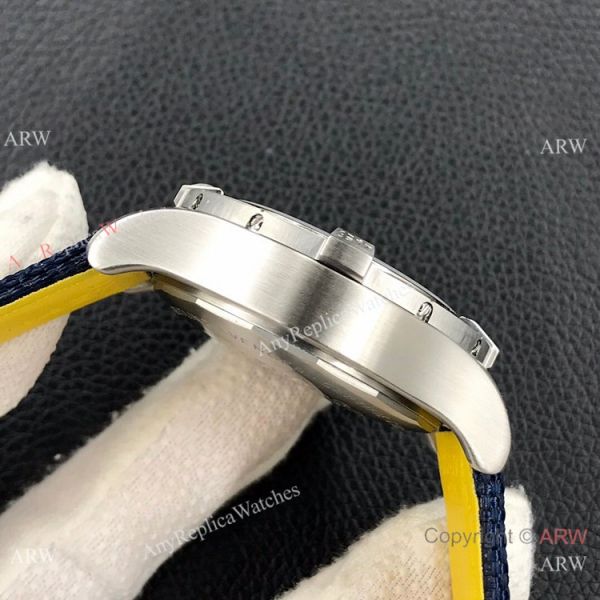 Replica Breitling Avenger Chronograph 43 A7750 Watch Blue Military Leather Strap Replica Breitling Avenger Chronograph 43 A7750 Watch Blue Military Leather Strap