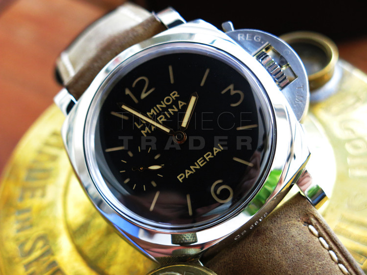 Panerai Luminor 1950 3 Days PAM422 18k White Gold Manual Hand Wind Panerai Luminor 1950 3 Days PAM422 18k White Gold Manual Hand Wind