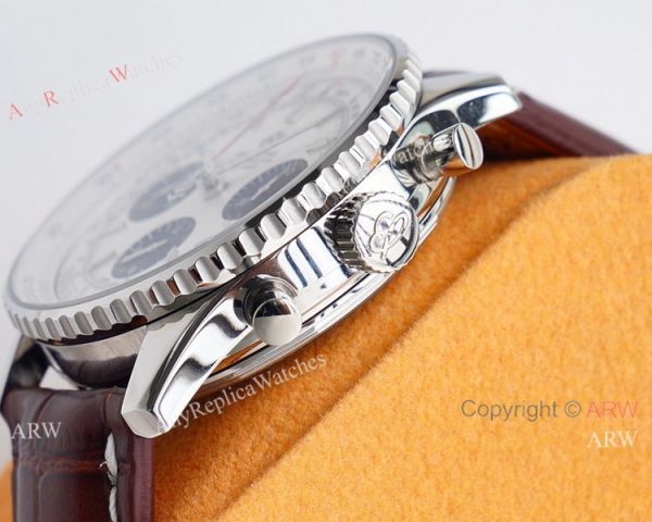 Swiss Grade 1 Breitling Navitimer 01 White Panda Dial Watch Valjoux 7750 Movement Swiss Grade 1 Breitling Navitimer 01 White Panda Dial Watch Valjoux 7750 Movement