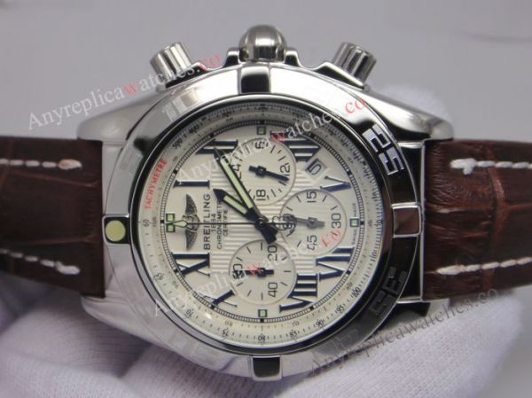 Breitling Chronomat B01 44mm White w/ Brown Leather Band Breitling Chronomat B01 44mm White w/ Brown Leather Band