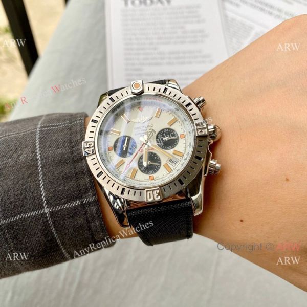Copy Breitling Avenger Chronograph Watch White Face 40mm Copy Breitling Avenger Chronograph Watch White Face 40mm