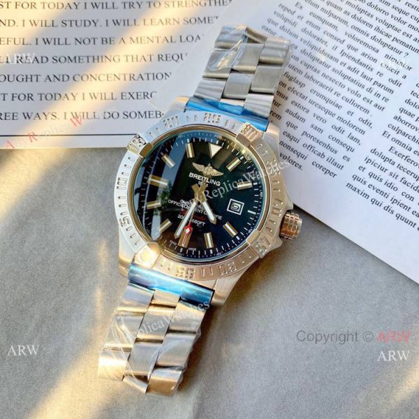 Replica Breitling Avenger Automatic 44mm Watch Blue Rubber Strap Replica Breitling Avenger Automatic 44mm Watch Blue Rubber Strap