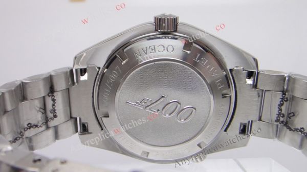 Replica Omega Watches Seamaster Planet Ocean 007 Watch with Orange Bezel Replica Omega Watches Seamaster Planet Ocean 007 Watch with Orange Bezel
