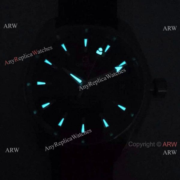 Swiss Omega Seamaster 15 007 Gauss Blue Face Watch Swiss Omega Seamaster 15 007 Gauss Blue Face Watch