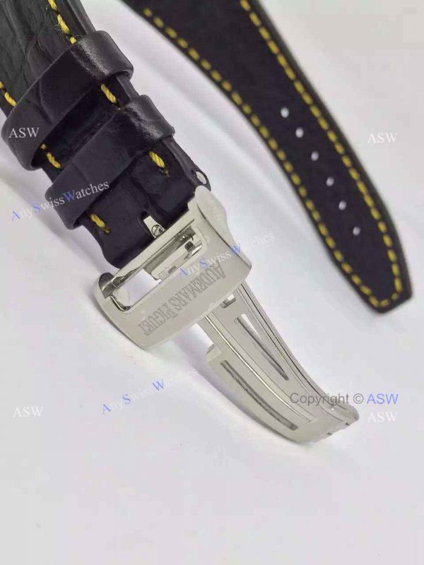 Fake Audemars Piguet Chronograph Swiss Grade Black Leather watch Fake Audemars Piguet Chronograph Swiss Grade Black Leather watch