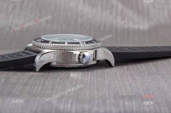 Replica Breitling Superocean Abyss Watch SS Black Yellow Inner Bezel Black Rubber Replica Breitling Superocean Abyss Watch SS Black Yellow Inner Bezel Black Rubber