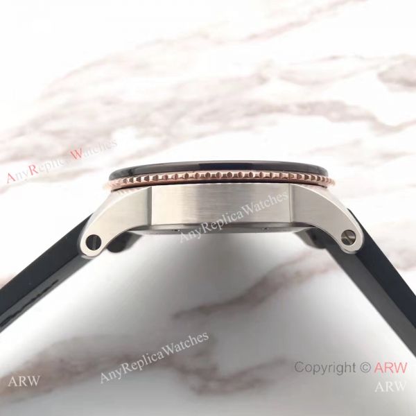 Swiss Grade Cartier Calibre Diver 42mm Watch Rose Gold Fluted Bezel Swiss Grade Cartier Calibre Diver 42mm Watch Rose Gold Fluted Bezel