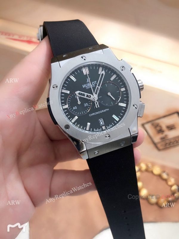 New Replica Hublot Classic Fusion Chrono Watches Black Bezel Black Rubber Band New Replica Hublot Classic Fusion Chrono Watches Black Bezel Black Rubber Band