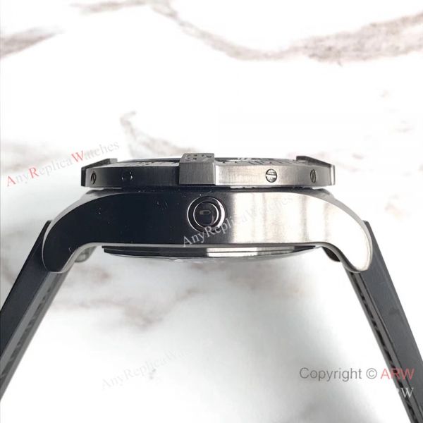 Swiss Fake Breitling Avenger II Seawolf Limited Edition 45mm Watch Rubber Strap Swiss Fake Breitling Avenger II Seawolf Limited Edition 45mm Watch Rubber Strap