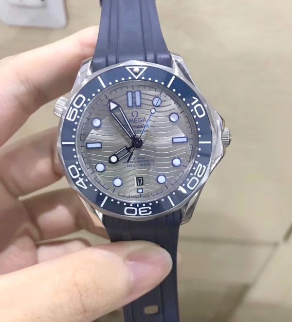 High Quality Replica Watches Omega Seamaster 300m 2018 New Automatic Watches New Wave Dials High Quality Replica Watches Omega Seamaster 300m 2018 New Automatic Watches New Wave Dials