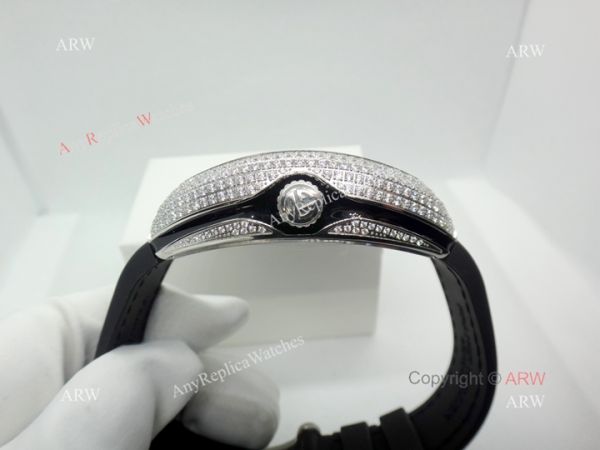 2019 Replica Franck Muller Vanguard Iced Out Full Diamond Watch Silver Case 2019 Replica Franck Muller Vanguard Iced Out Full Diamond Watch Silver Case
