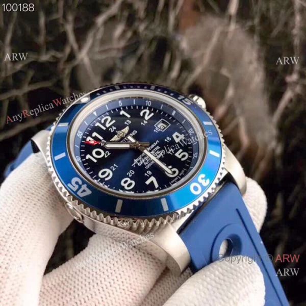 Copy Breitling Superocean II 43mm Watch Blue Dial Blue Rubber Band Copy Breitling Superocean II 43mm Watch Blue Dial Blue Rubber Band
