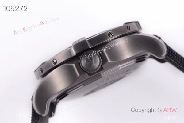 GB Factory Breitling Avenger Seawolf II Boelcke Black Steel Watch 45mm GB Factory Breitling Avenger Seawolf II Boelcke Black Steel Watch 45mm