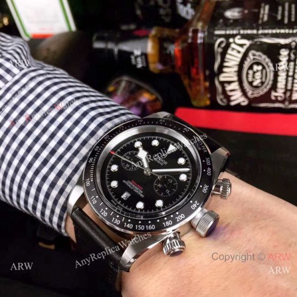 Tudor Heritage Black Bay 2-Tone Black Bezel Automatic Watch Best Replica Tudor Heritage Black Bay 2-Tone Black Bezel Automatic Watch Best Replica