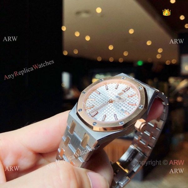 Copy Audemars Piguet Royal Oak Quartz lovers Watch Rose Gold Silver Face Copy Audemars Piguet Royal Oak Quartz lovers Watch Rose Gold Silver Face