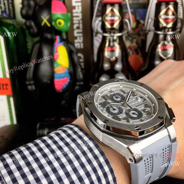 High Quality Audemars Piguet Lebron James Replica Watch SS Quartz High Quality Audemars Piguet Lebron James Replica Watch SS Quartz