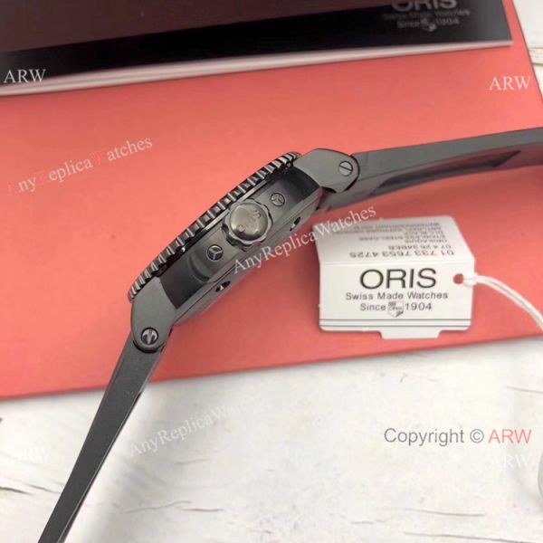 Swiss Fake Oris Aquis Automatic Watch Black Case Sapphire glass Swiss Fake Oris Aquis Automatic Watch Black Case Sapphire glass