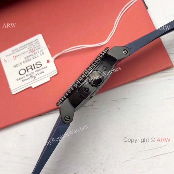 Highest Quality Fake Oris Aquis Swiss sw200 Watch Blue Rubber Strap Highest Quality Fake Oris Aquis Swiss sw200 Watch Blue Rubber Strap