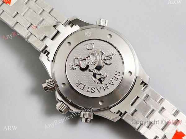 Swiss Omega Diver 300m James Bond Replica Watch SS Blue Wave Dial Swiss Omega Diver 300m James Bond Replica Watch SS Blue Wave Dial