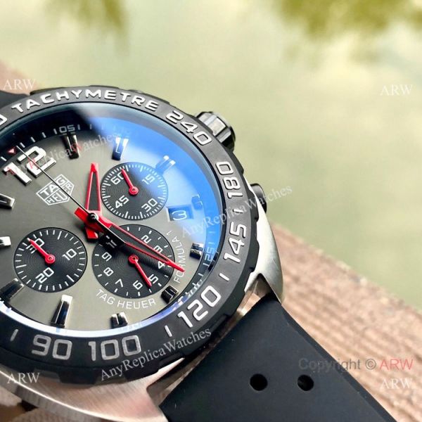 Copy Tag Heuer F1 Formula 1 Black and Silver Watch Men Size Copy Tag Heuer F1 Formula 1 Black and Silver Watch Men Size
