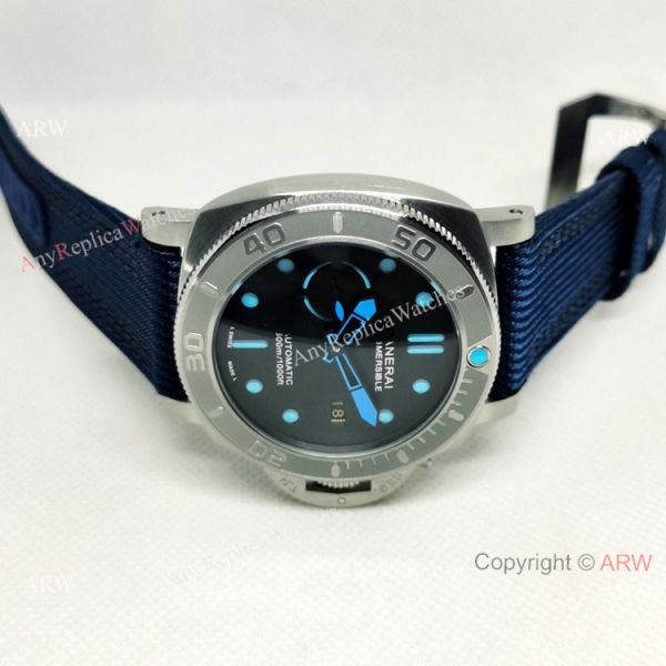 NEW! Panerai PAM985 Submersible Mike Horn Edition Blue Watch 47mm NEW! Panerai PAM985 Submersible Mike Horn Edition Blue Watch 47mm