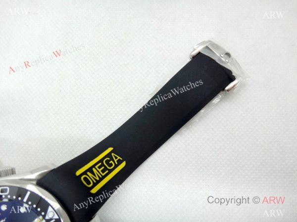 Replica Omega Seamaster Chronograph Dial Rubber Strap Replica Omega Seamaster Chronograph Dial Rubber Strap