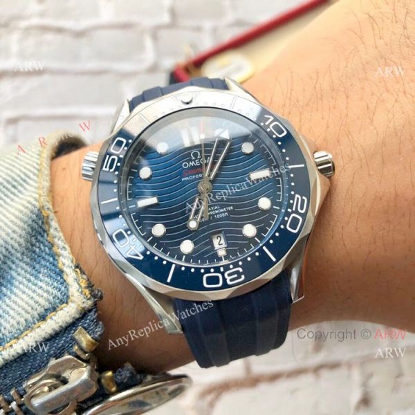 New Omega Seamaster Diver 300 M Watches SS White Rubber Strap New Omega Seamaster Diver 300 M Watches SS White Rubber Strap