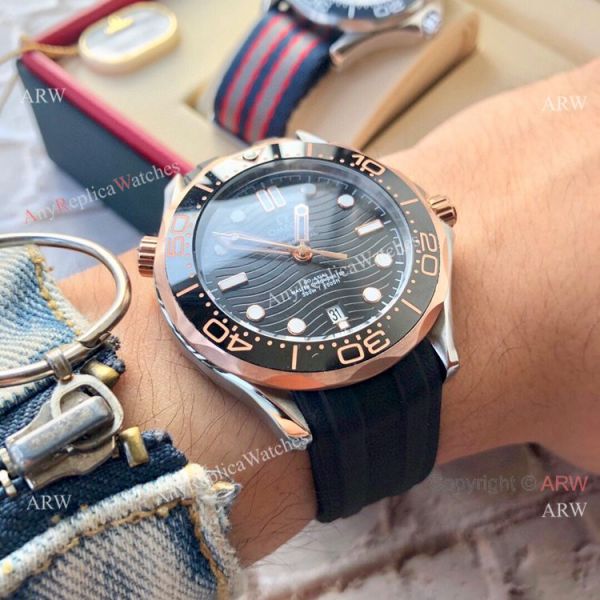 New Copy Omega Seamaster Diver 300 M Two Tone Rose Gold Rubber Strap Watch New Copy Omega Seamaster Diver 300 M Two Tone Rose Gold Rubber Strap Watch