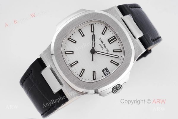 Swiss Replica Patek Philippe Nautilus Stainless Steel White Dial Watch Swiss 324 movement Swiss Replica Patek Philippe Nautilus Stainless Steel White Dial Watch Swiss 324 movement
