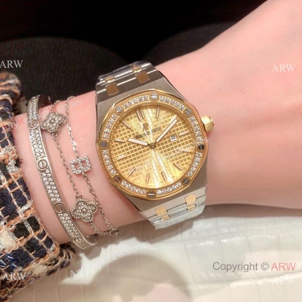Copy Audemars Piguet Royal Oak Lady 33mm Watches Two Tone Copy Audemars Piguet Royal Oak Lady 33mm Watches Two Tone