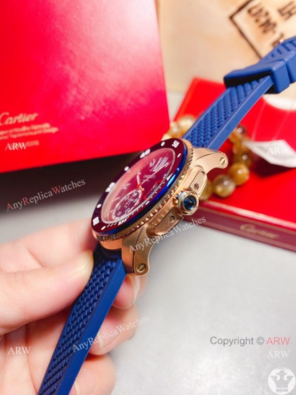New! Replica Cartier Calibre de Quartz Watches Rose Gold Blue Bezel New! Replica Cartier Calibre de Quartz Watches Rose Gold Blue Bezel