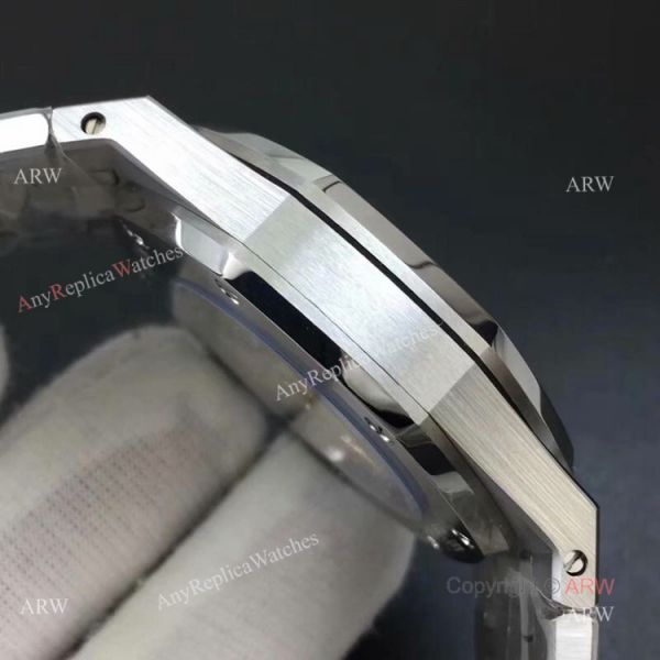 BF Swiss Replica Audemars Piguet Royal Oak 15400 Black Dial Automatic Watch BF Swiss Replica Audemars Piguet Royal Oak 15400 Black Dial Automatic Watch