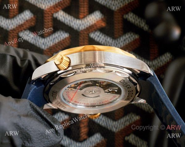Best Quality Copy Omega Seamaster Diver 300M Watches Rose Gold and Blue Best Quality Copy Omega Seamaster Diver 300M Watches Rose Gold and Blue