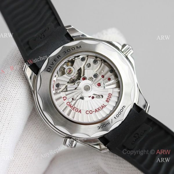 JH Factory Swiss Omega Seamaster James bond 8500 Watch Black Rubber Strap JH Factory Swiss Omega Seamaster James bond 8500 Watch Black Rubber Strap