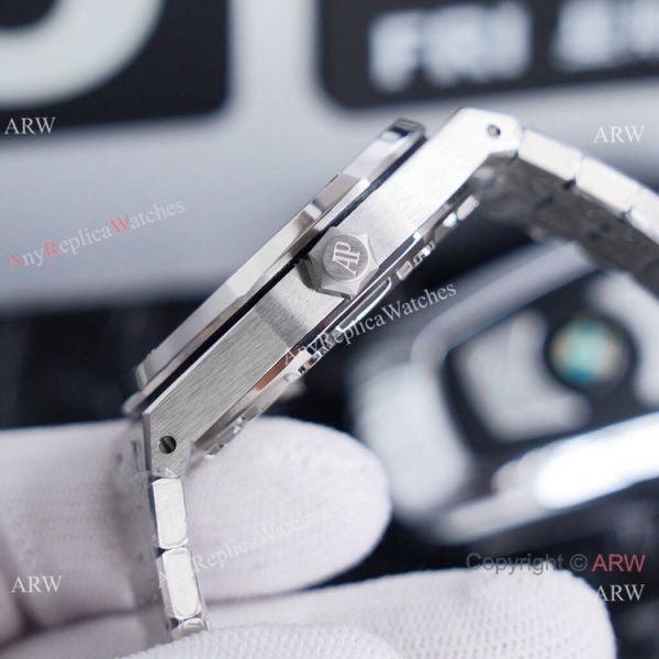 New Audemars Piguet 1252 Royal Oak Replica Watch Blue Dial Stainless Steel 42mm New Audemars Piguet 1252 Royal Oak Replica Watch Blue Dial Stainless Steel 42mm