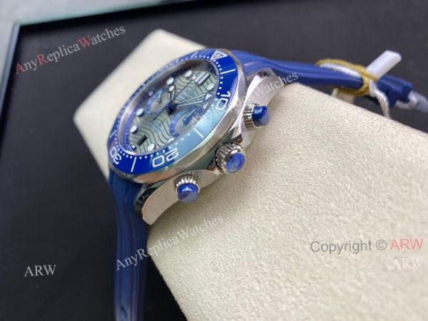 New OM Factory Omega Seamaster Diver 300m Grey Dial Blue Rubber Strap Replica Watch For Men New OM Factory Omega Seamaster Diver 300m Grey Dial Blue Rubber Strap Replica Watch For Men
