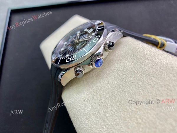 New OM Factory Omega Seamaster Diver 300 Black Dial Black Rubber Strap Replica Watch 44mm New OM Factory Omega Seamaster Diver 300 Black Dial Black Rubber Strap Replica Watch 44mm