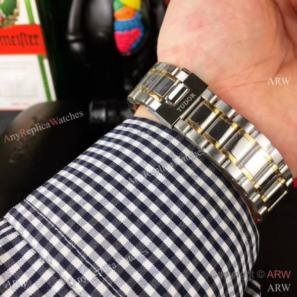 Tudor Geneve m12510 Copy Watches Two Tone Champagne Dial Tudor Geneve m12510 Copy Watches Two Tone Champagne Dial